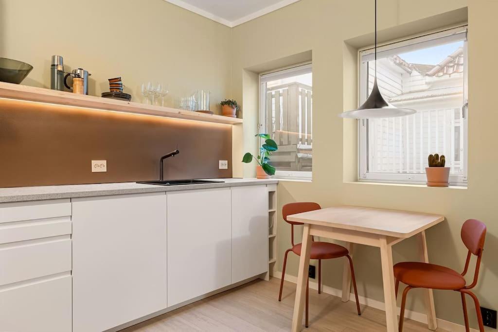 Fresh Studio Apartment, A Short Walk From Bryggen Bergen Buitenkant foto